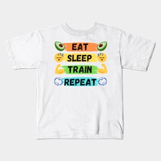 Eat, sleep, train, repeat! Kids T-Shirt